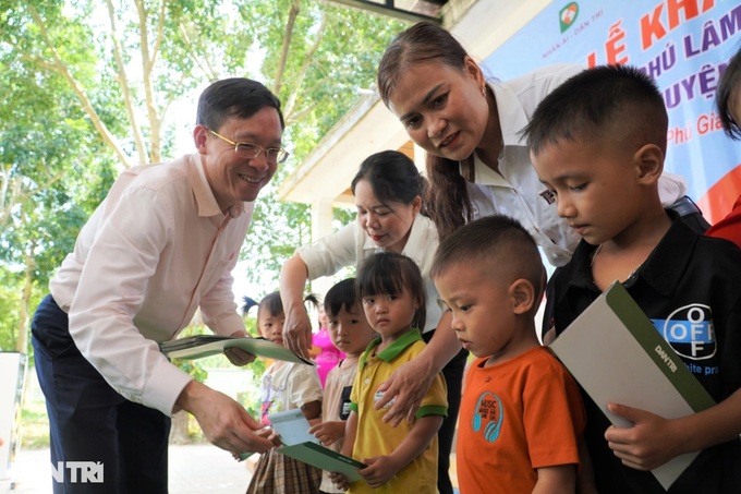 New school project completed for Ha Tinh kindergarten - 6