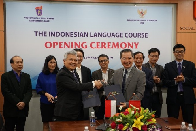 Indonesian to be taught at Hanoi university - 1