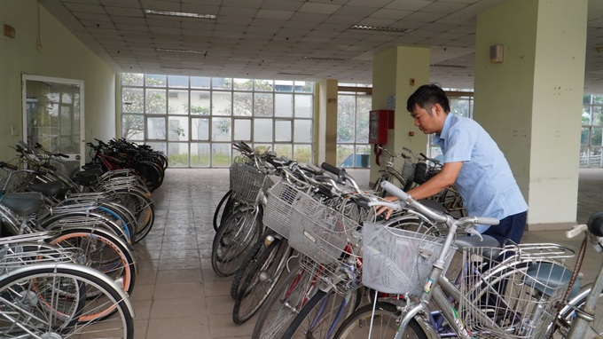 HCM City charity group send bikes to disadvantaged Kon Tum children - 3