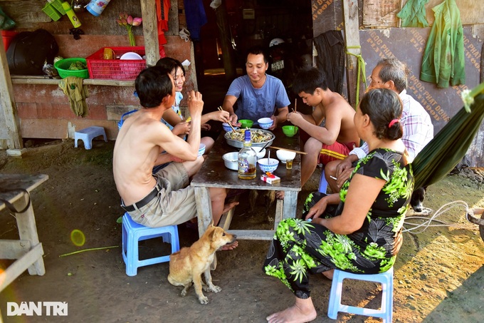 HCM City's buffalo farmer rues rapid urbanisation - 12 HCM City's buffalo farmer rues rapid urbanisation - 12