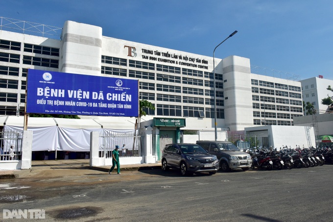 1,000-bed field hospital opened in HCM City epicentre - 1 1,000-bed field hospital opened in HCM City epicentre - 1