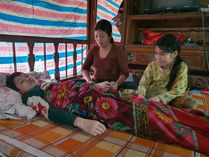 Widow desperate to save her son after losing husband to heart disease - 1 Widow desperate to save her son after losing husband to heart disease - 1