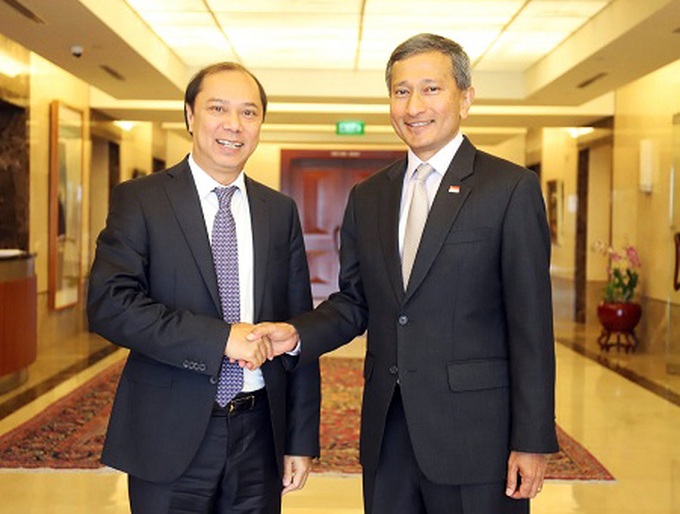 Vietnam, Singapore hold 12th political consultation - 1