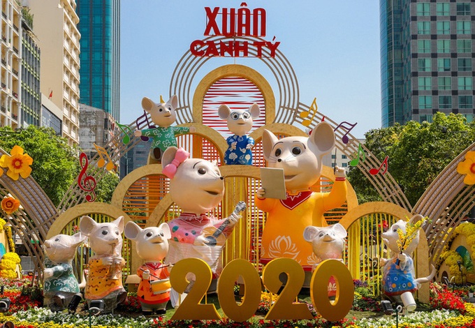 Nguyen Hue flower street to open early February - 1 Nguyen Hue flower street to open early February - 1
