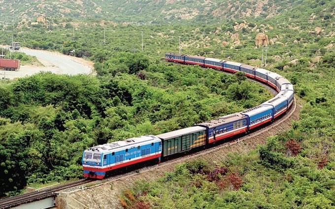 More trains to tourist sites launched - 1