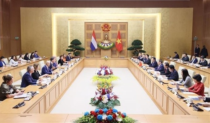 PM Chính holds talks with Dutch counterpart - 1 PM Chính holds talks with Dutch counterpart - 1