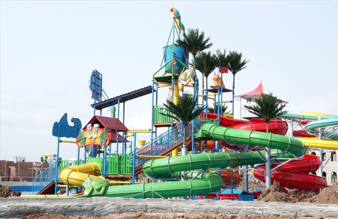 Hanoi’s biggest water park to debut next month - 1