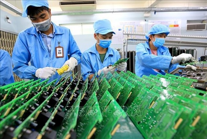 Electronics manufacturing makes up nearly 18% of Vietnam’s industry - 1