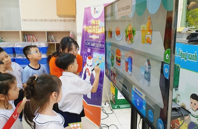 KKR injects US$100 mln into Vietnamese education group - 1