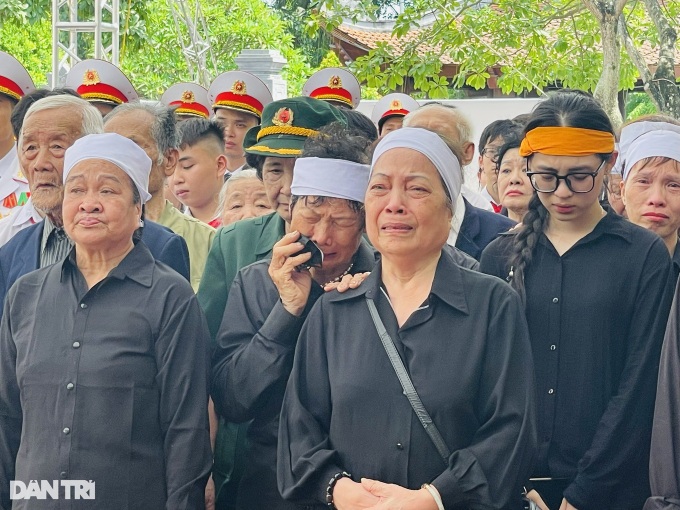 Memorial and burial services held for Party General Secretary Nguyen Phu Trong - 3 Memorial and burial services held for Party General Secretary Nguyen Phu Trong - 3
