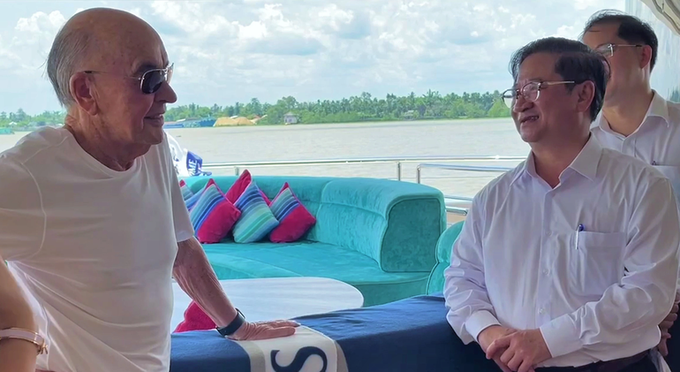 British billionaire Joe Lewis returns to Can Tho for holiday - 1