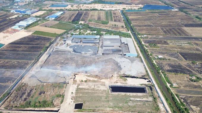 Long An residents plagued by smouldering landfills - 1 Long An residents plagued by smouldering landfills - 1