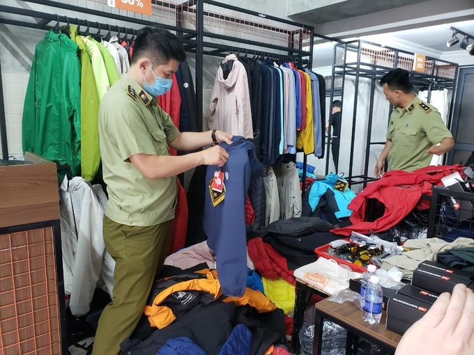 Thousands of counterfeit products seized in Danang - 1