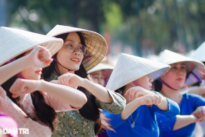 Vietnamese women support World Environment Day - 3