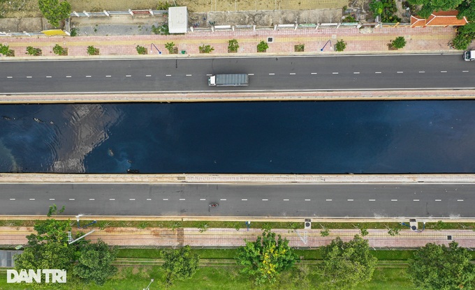 HCM City canal undergoes VND600 billion revival - 4