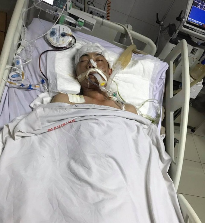 Dantri readers help injured man overcome difficulties - 1