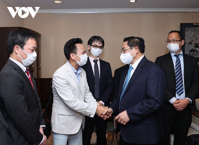 Government chief meets Vietnamese intellectuals in Japan - 1 Government chief meets Vietnamese intellectuals in Japan - 1