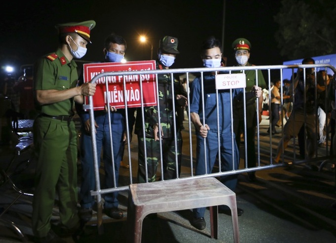 Lockdown on Hanoi’s Covid-19-hit area removed - 4