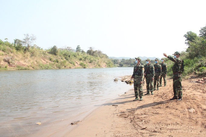 Dozens of Lao students in Vietnam return home illegally - 1