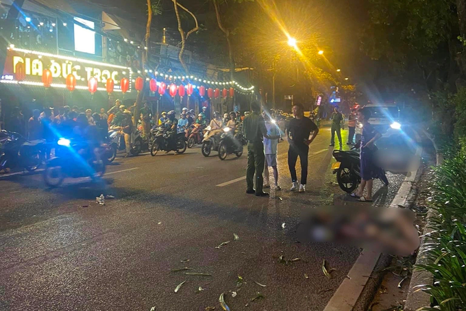 Three young men die in Hanoi traffic accident - 1 Three young men die in Hanoi traffic accident - 1