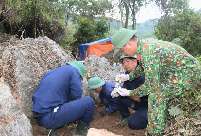 Remains of 22 soldiers found at Quang Tri mountain and caves - 1 Remains of 22 soldiers found at Quang Tri mountain and caves - 1