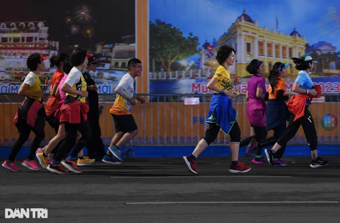 Quiet atmosphere in Vietnam's capital on Lunar New Year's Day - 2