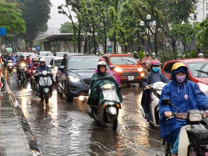 Heavy rain, flash floods forecast to continue over weekend - 1