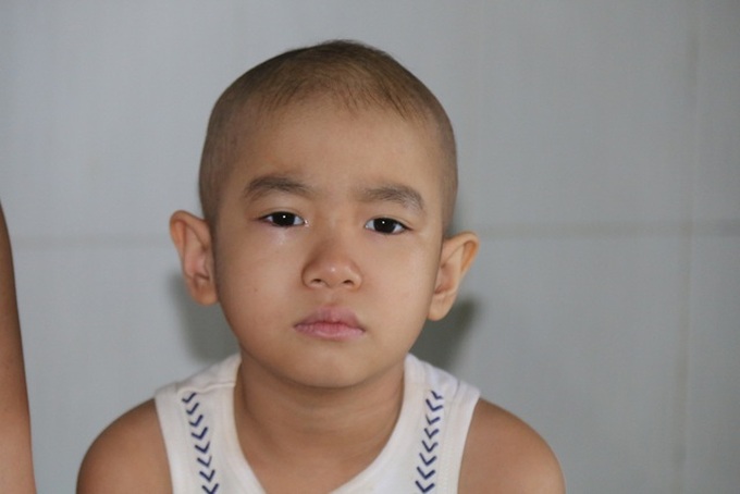 Desperate couple sells land and house to save ill daughter - 1 Desperate couple sells land and house to save ill daughter - 1