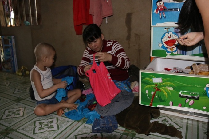 Desperate couple sells land and house to save ill daughter - 2 Desperate couple sells land and house to save ill daughter - 2