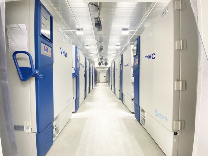 Vietnam sets up super-cold storage for COVID-19 vaccines - 1