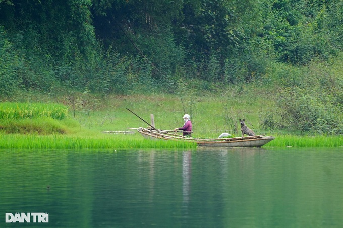 Charming beauty of Thac Ba Lake - 4