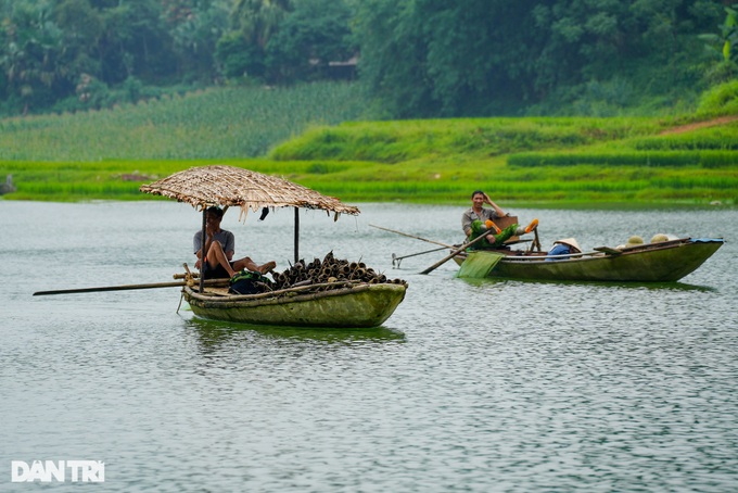 Charming beauty of Thac Ba Lake - 5