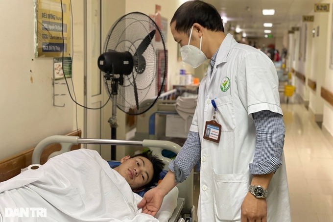 Poor teenager receives community support following work accident - 2