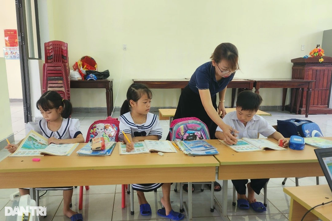 Students on Quang Tri island need support - 1 Students on Quang Tri island need support - 1