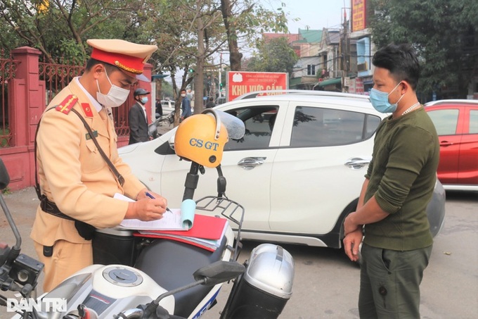 Hanoi traffic violators can pay fines online - 1 Hanoi traffic violators can pay fines online - 1