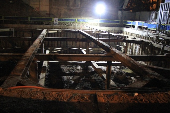 340-kilo bomb removed from Hanoi street - 5 340-kilo bomb removed from Hanoi street - 5