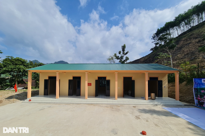 Dantri/DTiNews supports new school dormitory in remote area - 1