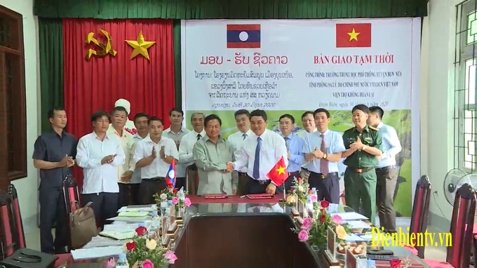 Vietnam-funded high school handed over to Lao school - 1
