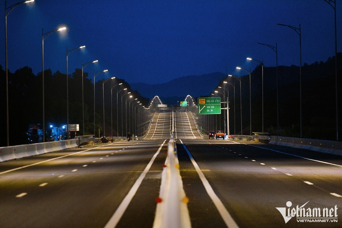 Van Don-Mong Cai Expressway ready to be opened to traffic - 6