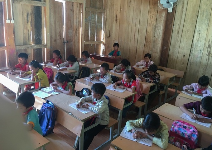Lai Chau students struggle with leaking classrooms - 2 Lai Chau students struggle with leaking classrooms - 2