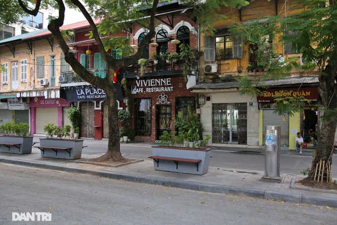 Silent Hanoi during social distancing - 8