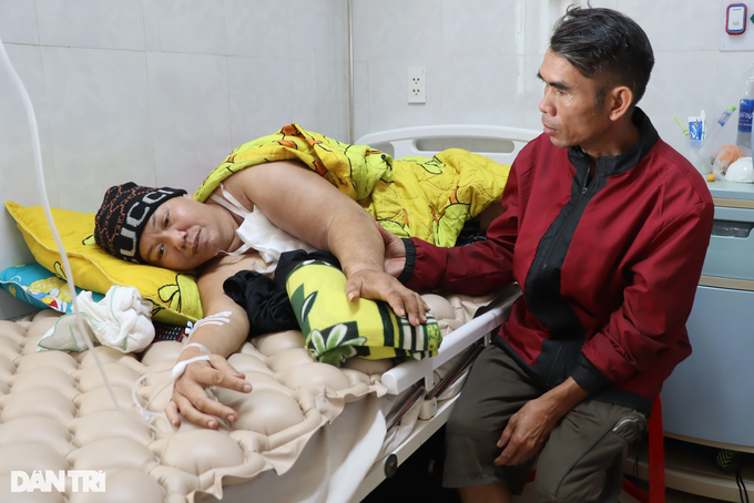 Dak Lak woman receives help to treat cancer - 2 Dak Lak woman receives help to treat cancer - 2