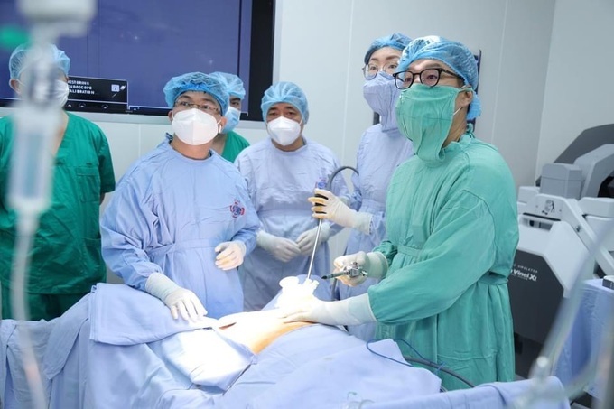 More than 350,000 live with cancer in Vietnam - 1