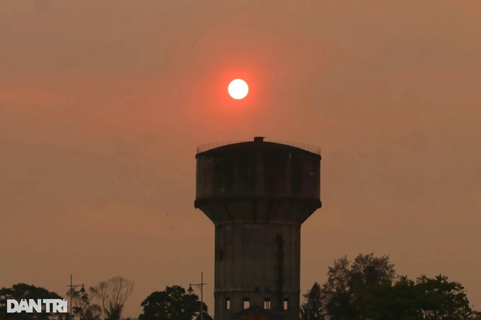 Hue’s Huong River offers relief amid scorching weather - 1 Hue’s Huong River offers relief amid scorching weather - 1
