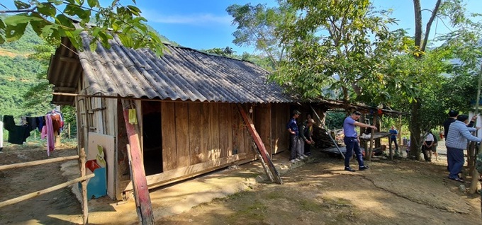 Dantri/DTiNews supports mountainous schools in Nghe An - 2 Dantri/DTiNews supports mountainous schools in Nghe An - 2