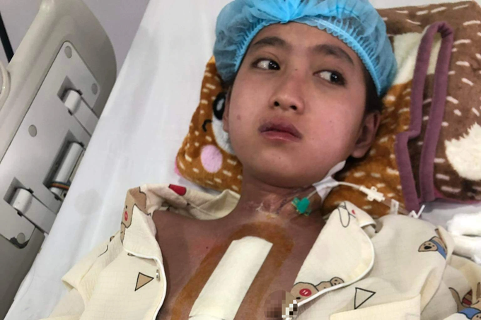DanTri/DTiNews readers support ailing girl in Nghe An - 1