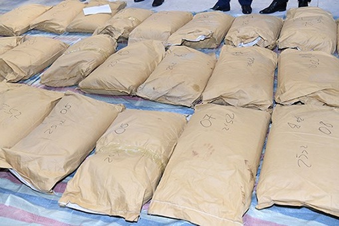 Man arrested transporting 1.3 tonnes of drugs from Haiphong - 1