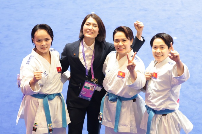 Karate martial artists take gold, third gold for Vietnam at ASIAD Hangzhou - 1