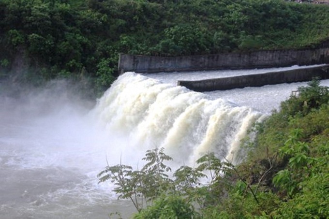 Severe flooding warned for Ha Tinh after Storm Vamco - 1