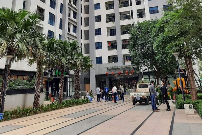 Hanoi building lockdown ended after dead South Korean tests negative for SARS-CoV-2 - 1